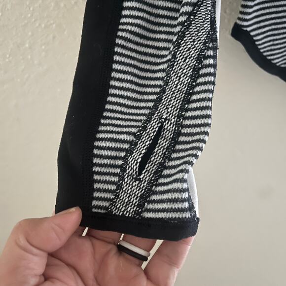 Lululemon Runder Under long sleeve - Picture 7 of 9